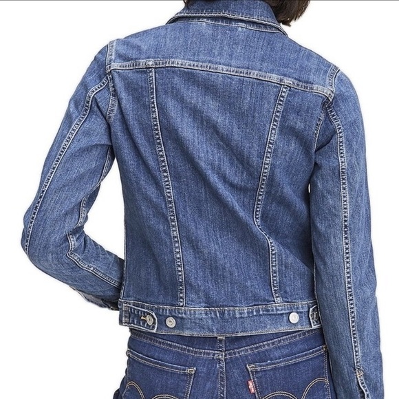 Levi’s Red Tab Jean Jacket Dark Wash Blue Stretch Denim - Picture 2 of 14